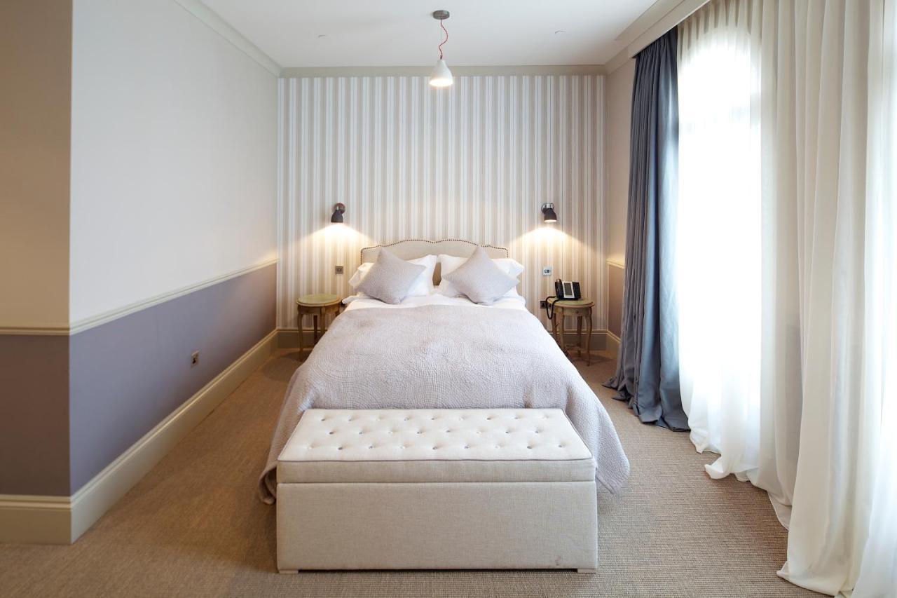8 Beresford Street Hotel Saint Helier Bagian luar foto