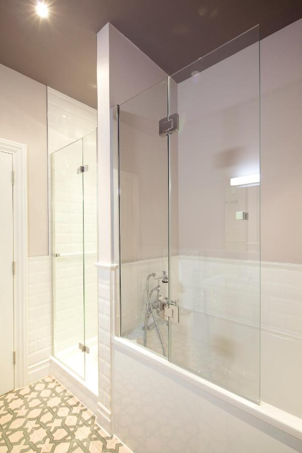 8 Beresford Street Hotel Saint Helier Bagian luar foto
