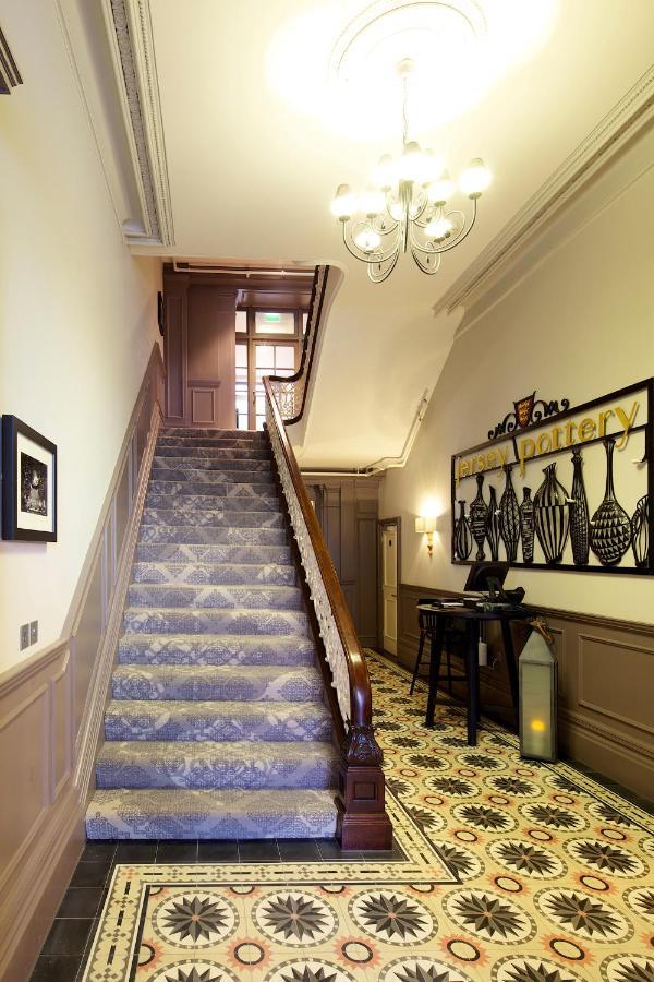 8 Beresford Street Hotel Saint Helier Bagian luar foto